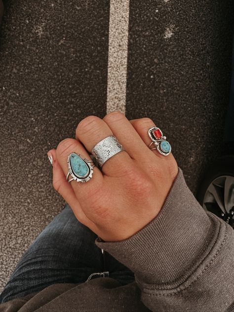 Unique Turquoise Rings, Western Turquoise Rings, Turquoise Ring Aesthetic, Tourquise Jewelry Western, Western Rings Turquoise, 2024 Ring Trends, Silver Jewelry Western, Native Turquoise Jewelry, Cute Western Rings