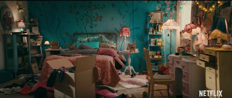 Lara Jean’s Cupcakes �– Popcorner Reviews Movie Bedroom, Lara Jean, Closet Makeover, Aesthetic Rooms, Dreamy Room, Cute Room Decor, Wallpaper Bedroom, Room Inspiration Bedroom, Dream Rooms