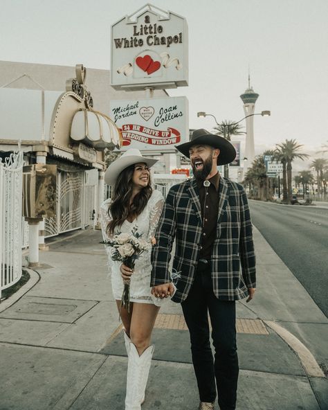 Bringing Nashville style to Vegas. It works! Las Vegas Elopement Photographer: @treeoflifelasvegas @treeoflifefilmsandphotos #lasvegaselopementphotographer #lasvegaselopement #vegaselopement #vegasphotographer #lasvegasphotography #lasvegasphotoshoot #lasvegaswedding #lasvegasphotographers #elope #lasvegasweddingphotographer #lookslikefilm #lookslikefilmweddings Nashville Elopement, Las Vegas Photography, Vegas Elopement, Nashville Style, Las Vegas Elopement, Vegas Wedding, Elopement Photographer, Nashville, Elopement