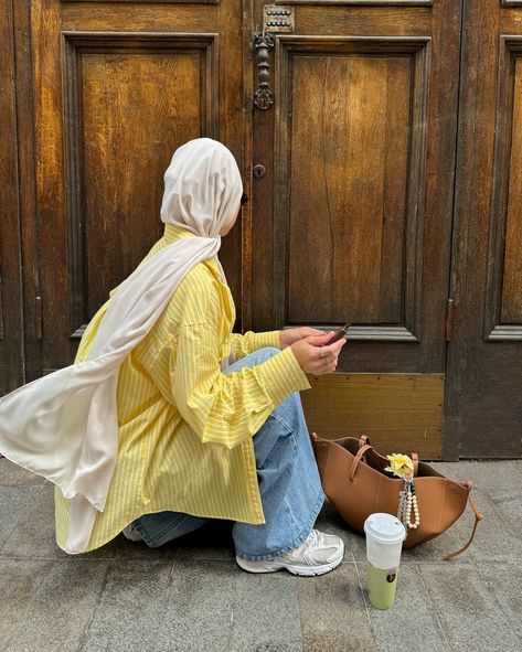 in my yellow obsession era🐣💛🌼✨ summer outfit, Pinterest summer girl, jeans, yellow shirt, modest fashion, hijabi, hijab tutorial, Pinterest style, aesthetic summer girl, modesty, polene bag, summer vibes, flower hair clip Yellow Shirt Outfit Hijab, Hijab Fashion Inspiration Summer, Hijab Outfit Summer Muslim, Yellow Hijab Outfit, Yellow Blouse Outfit, Yellow Hijab, Ootd Yellow, Hijabi Fashion Summer, Hijab Outfit Summer