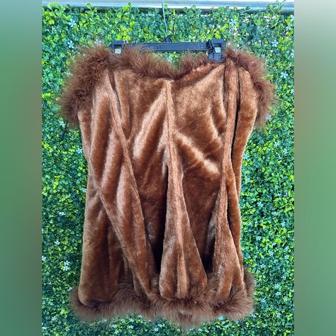 Brown Faux Fur Corset Or Dress Costume. Size 1/2x. Never Worn. In Perfect Condition. Smoke Free Pet Free Home. Fur Corset, Shirley Of Hollywood, Corset Costumes, Hollywood Dress, Minnie Mouse Dress, Red Maxi, Goth Dress, White Halter Maxi Dress, Maxi Slip Dress