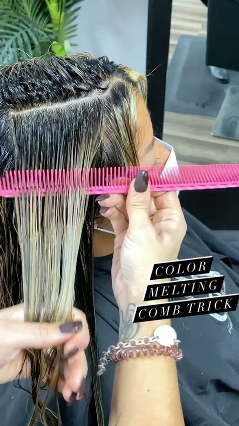 Root Melt How To, Root Melt Tutorial, Diy Root Melt, Root Melt Vs Root Smudge, Diy Root Smudge Hair, Root Melt Brunette, Root Melt Brunette To Blonde, Root Melt Blonde, Chi Hair Color