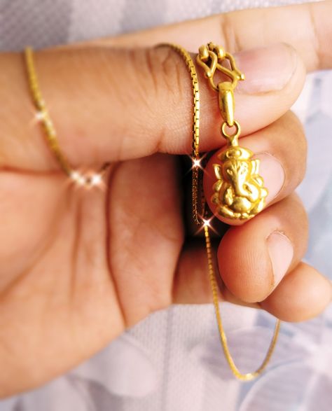 24 carat gold lord ganesha pendant #beautifuljewelry #lordganesh Vinayaka Lockets Gold, Krishna Pendent, Gold Ganesha Pendant, Earring Model, Ganesh Pendant, Kids Gold Jewelry, Ganesha Pendant, Real Gold Necklace, Black Beads Mangalsutra Design