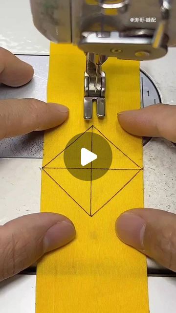 涛哥-糖配    Brother Tao-sewing on Instagram: "Sewing machines tools and tutorial How to make a V-neck" Diy And Crafts Sewing, Urban Sketching, Sewing Tools, Machine Tools, Sewing Machines, Sewing Techniques, Sewing Clothes, Sewing Hacks, Sewing Machine