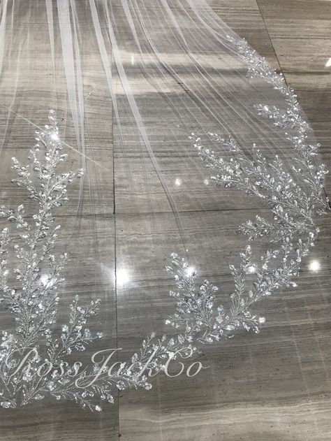 Veil For Mermaid Wedding Dress, Sparkling Veil Wedding, Sparkle Veil Wedding, Wedding Vail Ideas Head Pieces, A Line Wedding Dress With Veil, Snowflake Veil, Jeweled Veil, Bridal Veil Ideas, Sparkling Wedding Veils