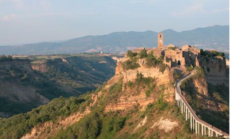 Top 10 things to do in Lazio: Bordering Tuscany and Umbria, but with fewer tourists and lower prices, Lazio is just waiting to be discovered Lazio Italy, Day Trips From Rome, Moving To Italy, Italian Lakes, Italy Holidays, Nature Preserve, Visit Italy, 60 Minutes, Umbria