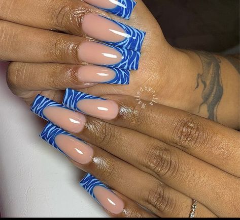 Blue Tiger Nails Designs, Blue Zebra Print Nails, Blue Zebra Nails, Black Nail Tips, Nail Art Blue, Color French Manicure, Nail Art French, Zebra Print Nails, Tiger Nails