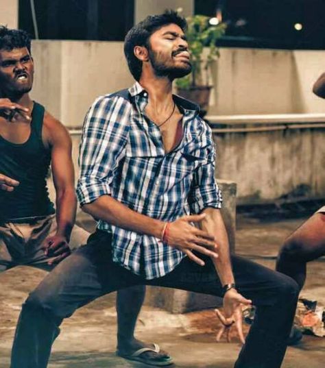 Kuthu dance-Dhanush Indian actor Dhanush Hd Wallpaper New, Vip Dhanush, Dhanush Wallpaper, Dhanush Hd Wallpaper, Cool Wallpapers Music, Sibling Photography Poses, Song Images, Actor Quotes, Sibling Photography