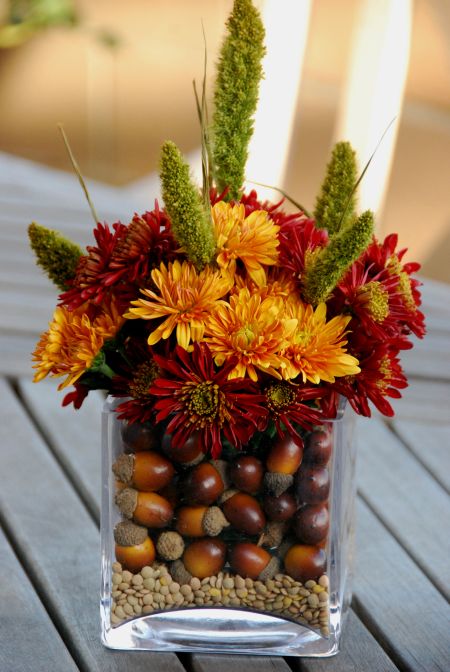 101 Flower Arrangement Tips, Tricks, & Ideas for Beginners | Momtastic Wedding Decorations Diy Centerpiece, Thanksgiving Table Centerpieces, Thanksgiving Floral Arrangements, Pecan Topping, Thanksgiving Floral, Fall Decor Diy Crafts, Deco Champetre, Thanksgiving 2020, Fall Accents