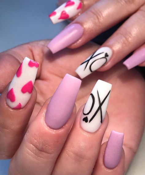 Nail Supplies & Inspo 💖 on Instagram: “@phannybeauty TAG #ShiningClaws for a repost 💅 . . . . . #hudabeauty #vegas_nay #makeupblogger #nails💅 #nailitdaily #ombre #nailstagram…” Xoxo Nails Designs, Xoxo Nails, Nails Xoxo, Square Nail Art, Pink And White Nails, Nail Dotting Tool, Nail Decor, Square Nail, Acrylic Nail Set