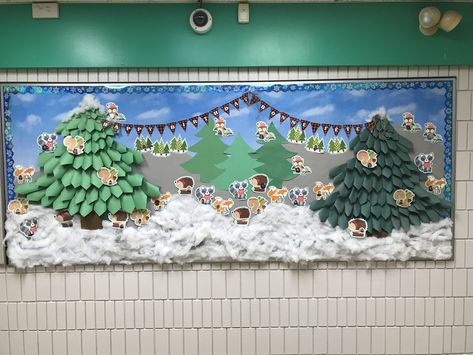 Woodland crtitters winter forest bulletin board Forest Bulletin Board, Farm Hallway, Forest Themed Classroom, Christmas Tree Bulletin Board, Winter Forest Theme, Forest Theme Decor, Tree Bulletin Board, Hallway Decorations, Forest Classroom