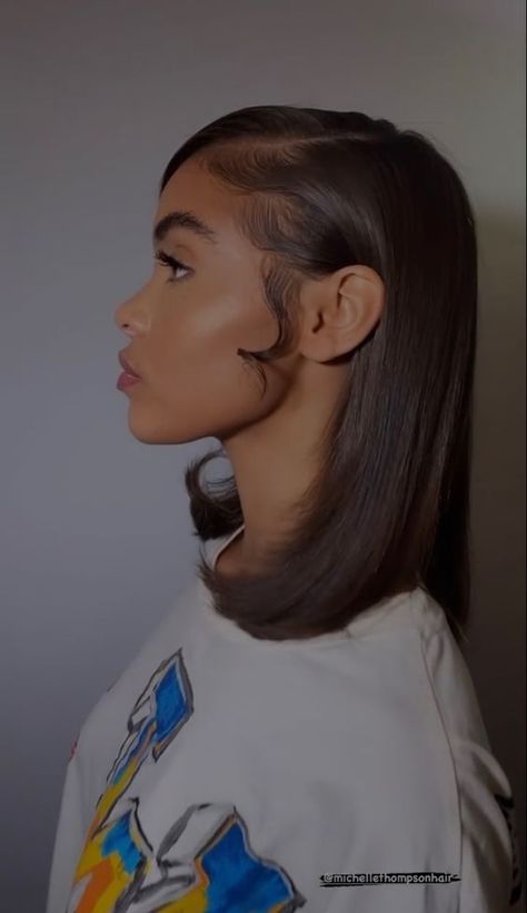 Cute Hairstyles For Medium Hair Straight Black Women, Ways To Style Straight Hair Black Women, Short Natural Straight Hairstyles, 90s Silk Press Hairstyle, Silk Press Natural Hair Side Part, Classy Black Women Hairstyles, Silk Press Black Women Hair, Elegant Hairstyles Black Women, Hairstyles For Straight Hair Black Women