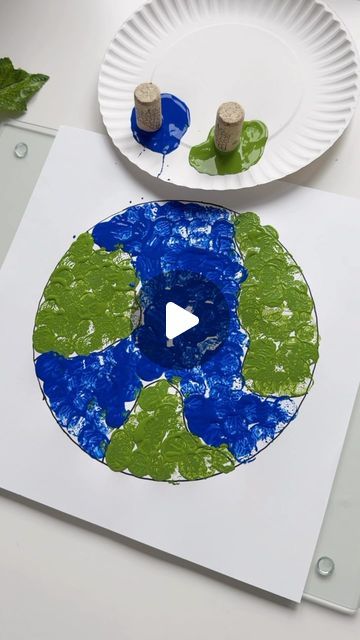 Earth Day Painting, Earth For Kids, Earth Day Craft, Earth Day Coloring Pages, Painted Earth, Earth Craft, Aktiviti Kanak-kanak, Earth Day Crafts, Earth Day Activities