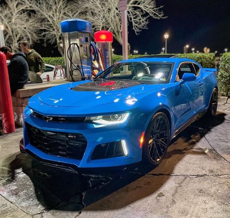 Rob on Instagram: “This Rapid Blue just hits different in person 🥶——————————————————— #chevroletperformance #chevrolet #camaro #camaro6 #camarozl1 #zl1 #v8…” Rapid Blue Camaro, Blue Camaro, Zl1 Camaro, Chevrolet Camaro Zl1, Hits Different, Camaro Zl1, 2024 Vision, Dream Car, Chevrolet Camaro