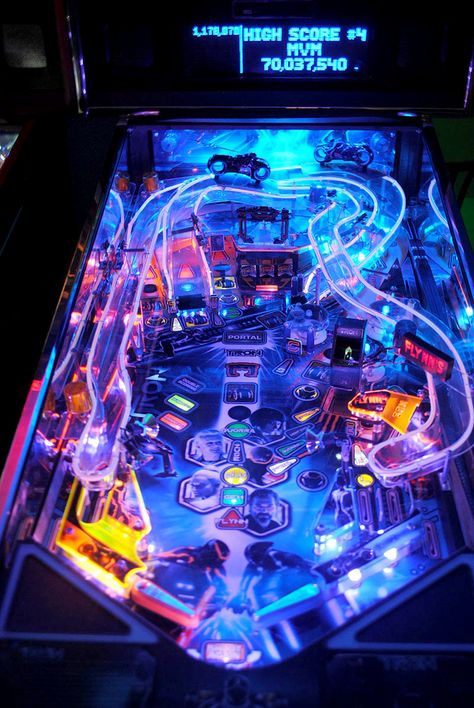 Pinball Machine Aesthetic, Pinball Machine Art, Pin Ball Machine, Pinball Art, Arcade Room, Pinball Wizard, Arcade Game Machines, Penny Arcade, Ball Aesthetic