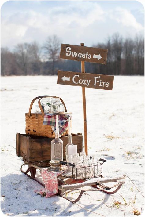 Rustic Winter Wonderland Outdoor Party via KARA'S PARTY IDEAS KarasPartyIdeas.com Cake, printables, faovrs, desserts, banners, and more! #winterwonderlandparty #winterwonderland #winterparty #rusticwinter #rusticpartydecor (16) Rustic Winter Wonderland, Schnee Party, Sledding Party, Rustic Party Decor, Winter Entertaining, Ice Skating Party, Winter Picnic, Apres Ski Party, Rustic Winter Wedding