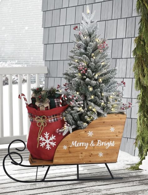 Sled Porch Decoration, Mini Sled Decorating Ideas, Diy Sleigh Decoration, Sleigh Decorating Ideas Christmas, Tree Stand Ideas, Christmas Tree Stand Ideas, Winter Outdoor Decor, Christmas Sled Decoration, Christmas Classroom Door