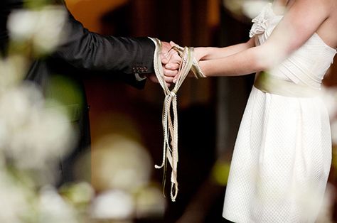 Unique Wedding Unity Ceremony, Celtic Wedding Traditions, Irish Wedding Traditions, Handfasting Cords, Wedding Ceremony Traditions, Walk Down The Aisle, Unity Ceremony, Wedding Traditions, Bridal Guide