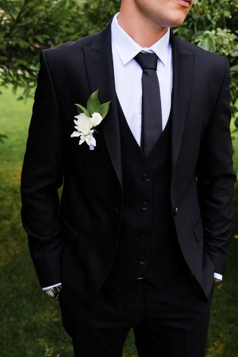 Black Wedding Suit Groom, Black Tuxedo Wedding, Men's Tuxedo Wedding, Wedding Suits Men Black, Groom Suit Black, Wedding Tux, Black Suit Wedding, Groom Wedding Attire, Wedding Outfit Men