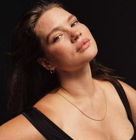 Tara Lynn - Age, Height, Weight, Net Worth, Boyfriend, 2022 - Net Worth Tara Lynn, Stay In Shape, Ex Boyfriend, Height And Weight, Sweet Girls, Net Worth, Love Her, Career, Actresses