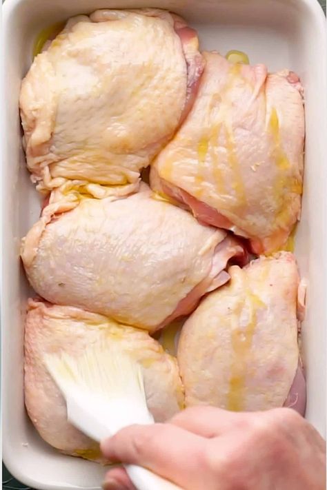 Chicken Thigh Recipes With Skin And Bone, Chicken Thigh In Oven Bone In, Easy Bone In Skin On Chicken Thigh Recipes, Chicken Thigh Skin On Bone In, Bone And Skin Chicken Thigh Recipes, Chicken With Skin Recipes, Mary Berg Crispy Chicken Thighs, Baked Chicken Recipes Bone In, Chicken Thigh Recipes Skin On