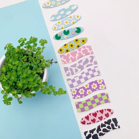 Polymer Clay Barrettes Diy, Clay Clips, Nature Ceramics, Clay Hair Clips, Clay Coasters, Polymer Clay Beads Diy, Clay Hair, Cute Food Art, Polymer Clay Jewelry Diy