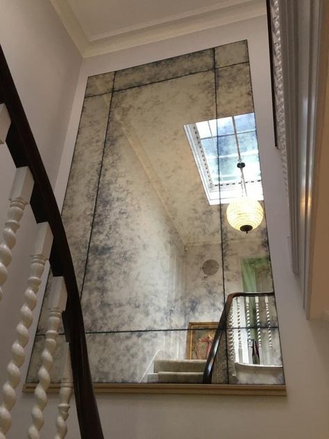 Designer Mirror On Wall Living Room, Antique Mirrored Wall, Mirror Wallpaper Bedroom, Antique Mirror Hallway, Mirrored Hallway Wall, Staircase Wall Decor Mirrors, Mirror Staircase Wall, Stair Mirror Wall, Mirror Wall Staircase