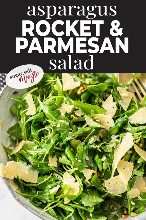 The classic rocket and parmesan salad is made even more amazing with asparagus and a gorgeous lemon dressing. Peppery rocket, tangy lemon and robust parmesan are a delicious way to showcase fresh asparagus. There are only a few ingredients in this rocket salad recipe and every single one has it’s place. The sweet and tangy dressing balances the spicy rocket and the earthy asparagus. The parmesan, shallot and pine nuts add richness and flavour. Rocket Salad Dressing, Rocket Salad Recipe, Salad Dressing Recipes Vinaigrette, Vanilla Cocktail, Asparagus Dishes, Parmesan Salad, Recipes Salads, Rocket Salad, Beach Food