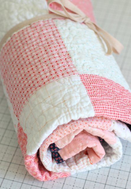 Simple Checkerboard Pink Patchwork Quilt - Diary of a Quilter - a quilt blog Baby Quilts Easy, Baby Quilt Patterns Easy, Girl Quilts Patterns, Diary Of A Quilter, Baby Quilt Tutorials, Baby Patchwork Quilt, Quilt Sewing Patterns, Baby Quilt Patterns, Childrens Quilts