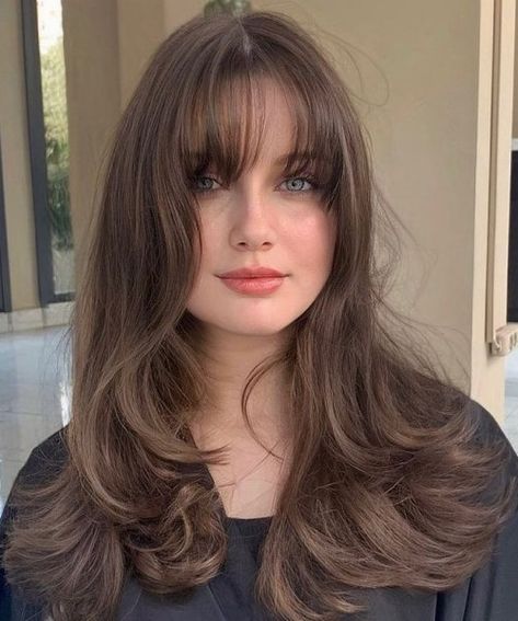 Long Layered Cut with See Through Bangs Round Face Hairstyles Long, Bangs For Round Face, Bangs With Medium Hair, Natural Wavy Hair, Haircuts For Medium Hair, Haircuts Straight Hair, Long Hair With Bangs, Long Wavy Hair, Haircuts With Bangs