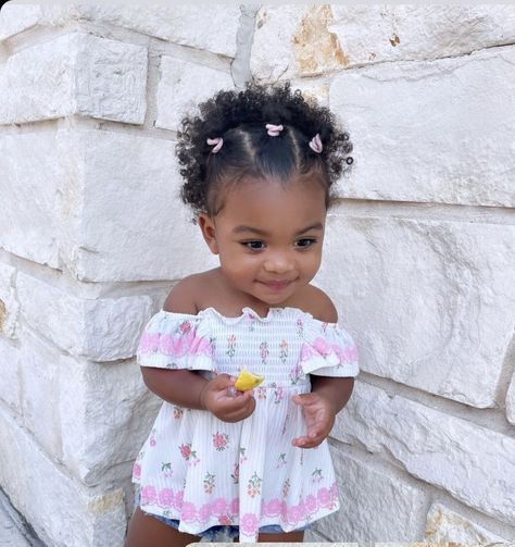 Mix Baby Girl Hairstyles, Biracial Baby Hairstyles, Curly Hairstyles Babygirl, Mixed Babies Hairstyles, Hairstyles For Black Baby Girl Hair, Toddler Afro Hairstyles Girl, Baby Girl Natural Hairstyles, Curly Hairstyles For Toddler Girl, Afro Baby Hairstyles