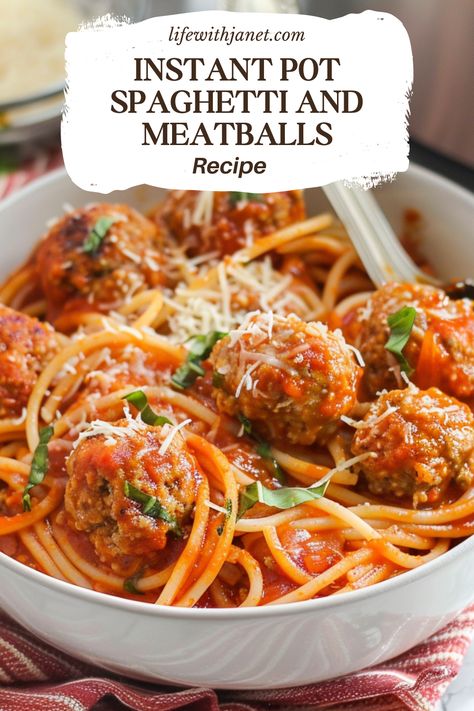 Instant Pot Spaghetti and Meatballs Instant Pot Spaghetti And Meatballs, Spaghetti And Meatballs Recipe, Instant Pot Spaghetti, Gourmet Pasta, Meatball Pasta, Electric Pressure Cooker Recipes, Mississippi Pot Roast, Italian Family, Single Serving Recipes