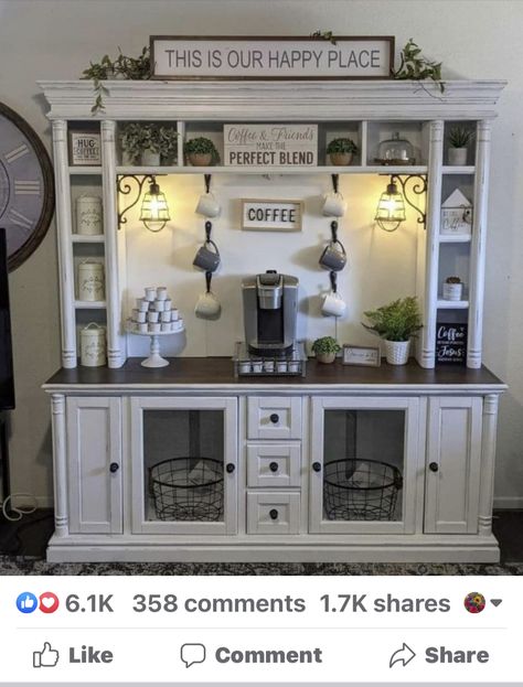 Kaffe Bar, Coco Bar, Kitchen Favorites, Farmhouse Coffee Bar, Diy Coffee Bar, Coffee Stations, Coffee Bar Design, Home Coffee Stations, Coffee Bars In Kitchen