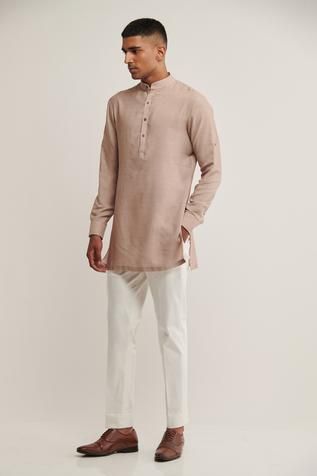 Shop for Dhruv Vaish Brown Cotton Silk Short Kurta for Men Online at Aza Fashions Short Kurta For Men, Indian Male Model, Kurta Pajama Men, Boys Kurta Design, Gents Kurta Design, Kurta For Men, Gents Kurta, Short Sleeve Linen Shirt, Kurta Men