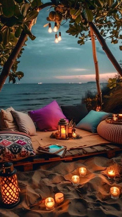 Beach Setting, Ramadan Photos, Outdoor Lighting Design, Beautiful Wallpaper For Phone, Pretty Phone Wallpaper, Romantic Beach, Backyard Lighting, Beautiful Wallpapers Backgrounds, Alam Yang Indah