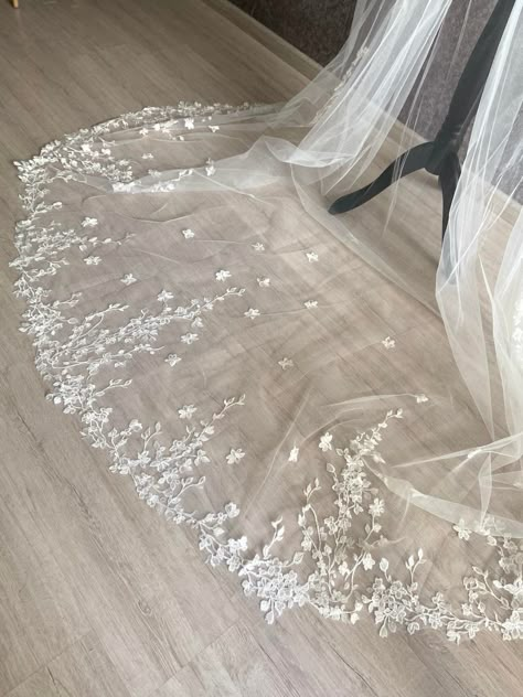 Flower wedding veil cathedral veil Boho bridal veil Flower Lace Embroidery Veil ivory veil one tier veil chapel floral embroidered veil Embroidery Veil, Small Veil, Wedding Veil Cathedral, Floral Wedding Veils, Embroidered Veil, Veil Cathedral, Floral Veil, Ivory Veil, Flower Veil