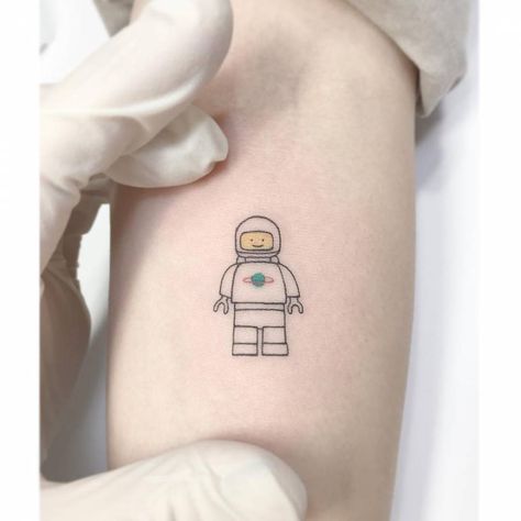 Matching Lego Tattoo, Lego Tattoo Design, Small Gaming Tattoo, Lego Man Tattoo, Lego Tattoo Ideas, Lego Tattoo, Pirate Ship Tattoos, Tato Flash, Astronaut Tattoo