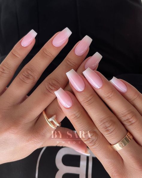 Fade Nails, Neutral Nail Art, Faded Nails, Neutral Nail, Short Gel Nails, Short Coffin Nails, Nails Manicure, Neutral Nails, Pedicures