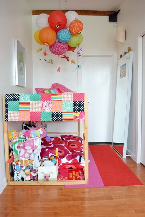 10 Ikea Hacks That'll Totally Transform Your Kids' Rooms Mix And Match Bedding, Ideas Habitacion, Bed Hacks, Kura Bed Hack, Ikea Kura Hack, Mommo Design, Ikea Kura Bed, Murphy Bed Ikea, Ikea Crafts