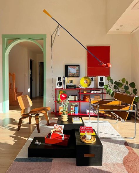 Primary Color Apartment, Colorful Loft Apartment, Midcentury Living Rooms, Funky Office Design, Color Apartment, Brighton Apartment, Funky Office, Funky Living Rooms, Interior Deisgn