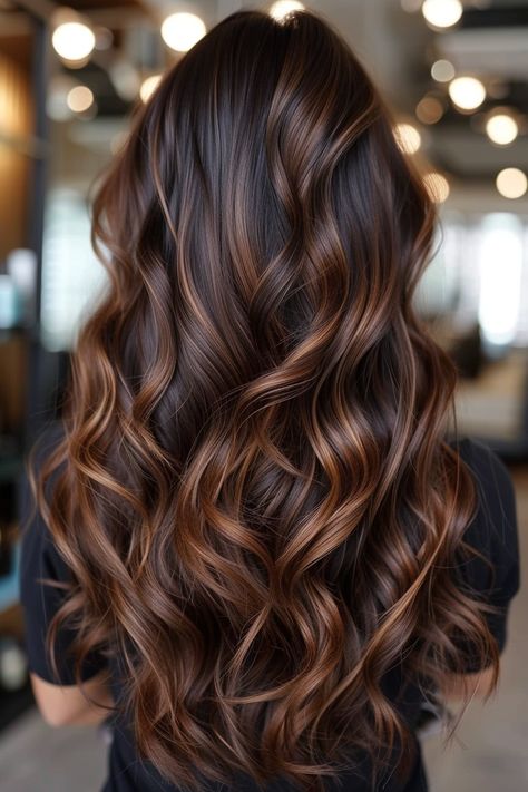 Balayage Hair Caramel, Balayage Ideas, Rambut Brunette, Hair Dyed, Brown Hair Looks, Kadeřnické Trendy, Brunette Hair With Highlights, Gorgeous Hair Color, Caramel Hair