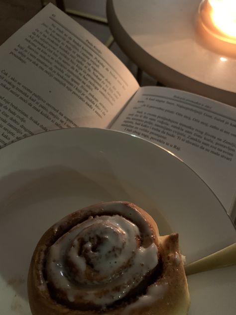 •freshly baked cinnamon rolls Cinnamon Rolls Aesthetic Autumn, Cinnamon Rolls Autumn, Fall Cinnamon Rolls Aesthetic, Khadeeja Core, Autumn Cinnamon Rolls, Autumn Brownies, Cinnamon Rolls Aesthetic, Cinnamon Role, Autumn Playlist