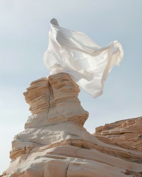 The wind Creative @sergederossi #landscapephotography #model #editorial Futuristic Fashion Photography, Desert Editorial, Women's Circle, Pink Chanel, Futuristic Fashion, Silk Road, Fashion Portrait, Brown Aesthetic, The Wind