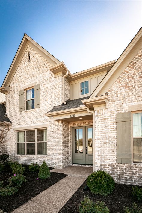 Shutters Exterior On Brick House, Brick On Outside Of House, White Brick Porch Ideas, Limewash Brick With Shutters, Light Brick House Exterior Farmhouse, Houses With Brick And Stone Exterior, Cream Brick Homes Exterior Colors, Light Brown Stone House Exterior, Light Brick Exterior House