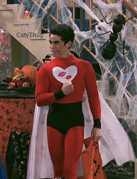 Luke From Jessie, Cameron Boyce Jessie, Jessie Halloween, Camp Kikiwaka, Luke Ross, Hey Jessie, Disney Jessie, French Boy, Luke Luke