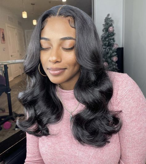 Teen Sew In Hairstyles, 15th Birthday Hairstyles, Sow In Weave Hairstyles, Hairstyle 2023, Girly Hairstyles, Curly Weave, Sew In Hairstyles, Layered Haircuts For Medium Hair, Curly Weave Hairstyles