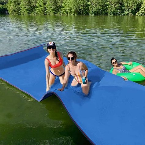 Polyethylene Foam
Imported
9FT:Load-bearing capacity: 800-1200 LBS. Recommended number of users: 4-6.
Our floating water pad is made up of three layers of tear-proof XPE foam does not absorb water and is not easily deformed. This environmentally friendly material is odorless, safe, and smooth surface can make you more comfortable. Lake Toys, Floating Mat, Lake Floats, Water Pad, Ocean Pool, Boat Beach, Pool Rafts, Water Mat, Water Playground