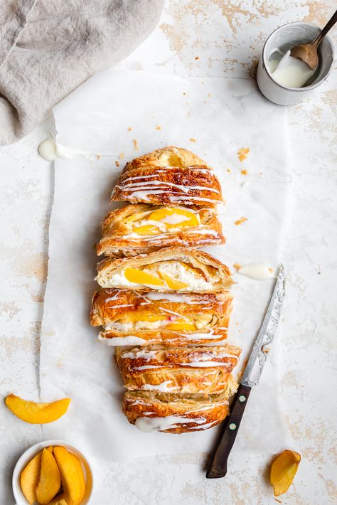 peach and cream cheese danish Cheese Danish Puff Pastry, Cream Cheese Danish Puff Pastry, Cheese Danish With Puff Pastry, Danish With Puff Pastry, Danish Puff, Peach Puff Pastry, Peaches Cream Cheese, Cream Cheese Puff Pastry, Sliced Peaches