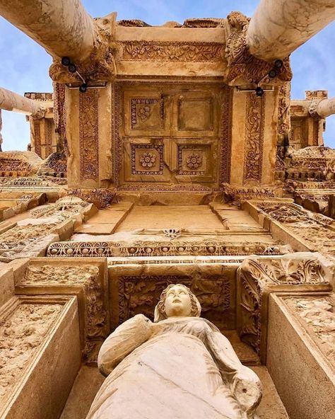 Library Of Celsus, Academia Aesthetics, Grece Antique, Roman Architecture, Roberto Coin, Ancient Architecture, Upstate New York, Ancient Rome, Ancient Civilizations