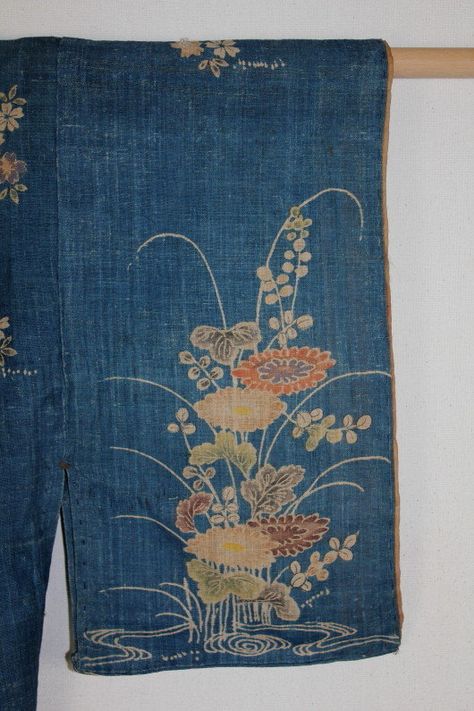 Edo Indigo Yuzen Child kimono Hemp Hand-spun. Rare. (item #1301044, detailed views) Hemp Yarn, Freehand Drawing, Japanese Costume, Edo Period, Antique Textiles, The Balance, Hand Spinning, Page Design, Very Rare